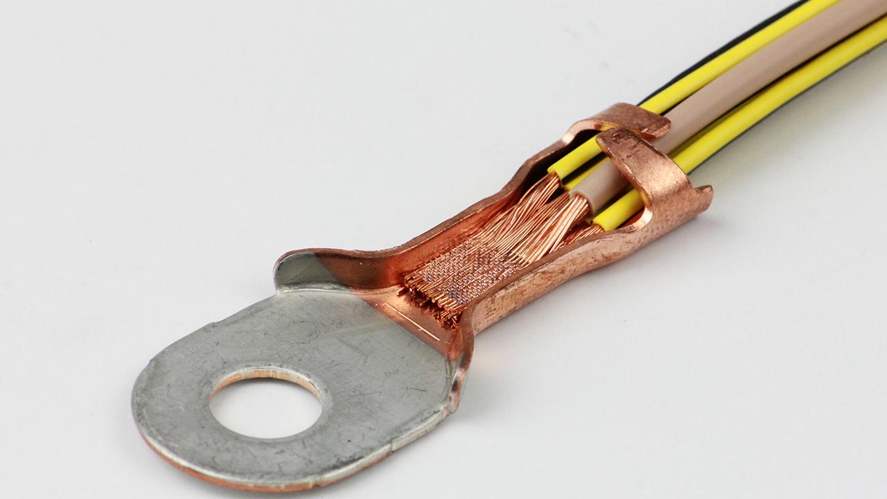 It provides precise, reliable, and repeatable welds for small and delicate parts without damage.