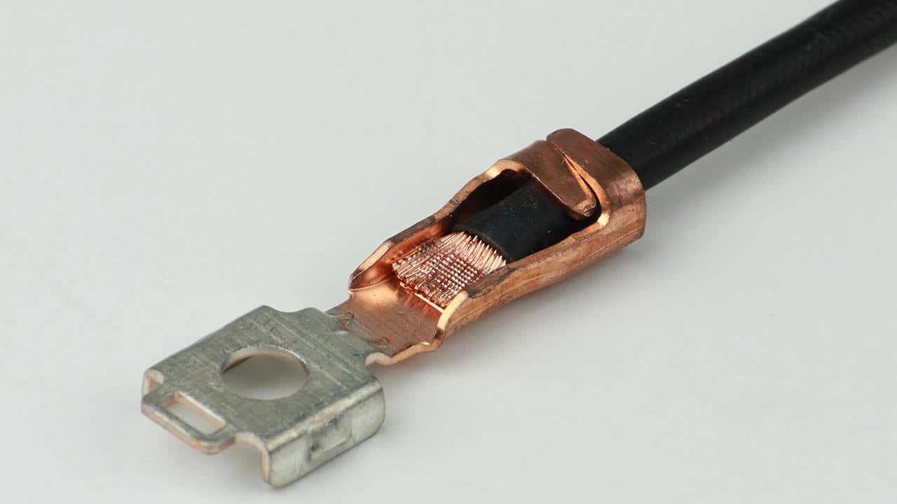 It provides precise, reliable, and repeatable welds for small and delicate parts without damage.